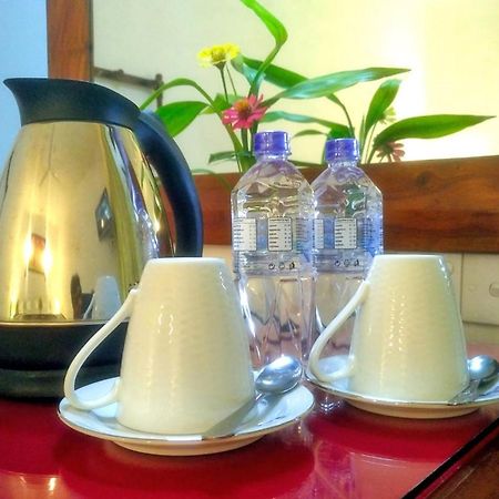 Imaaga Kandy Residence Luaran gambar