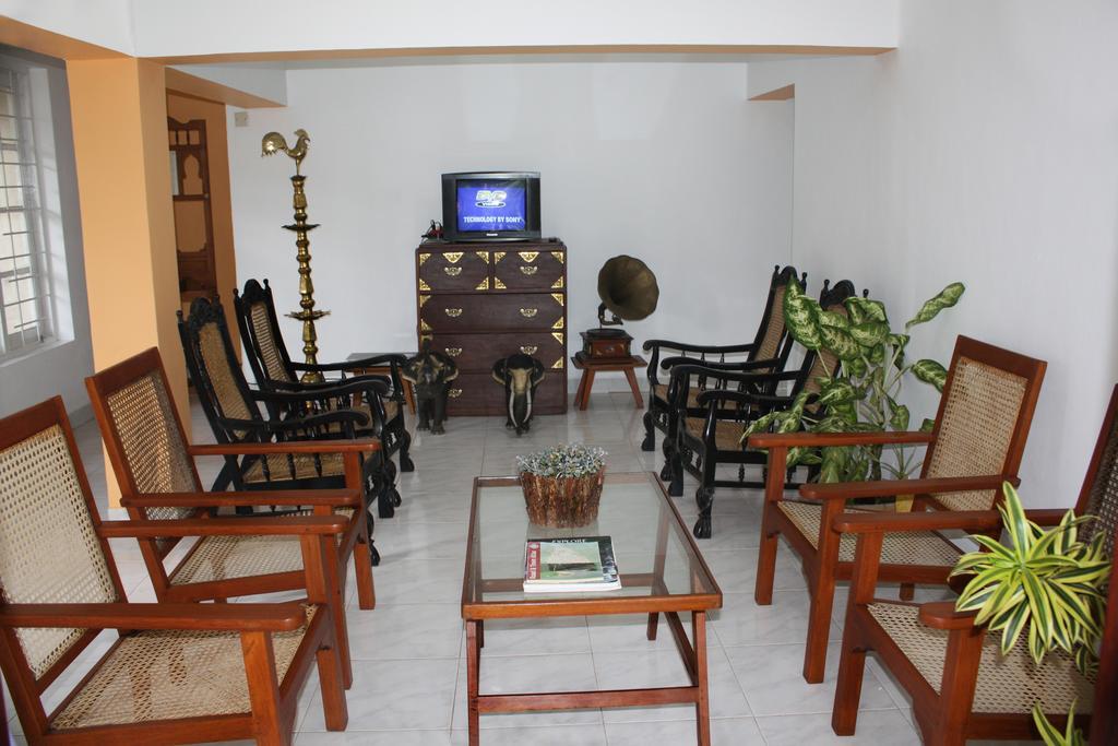 Imaaga Kandy Residence Luaran gambar