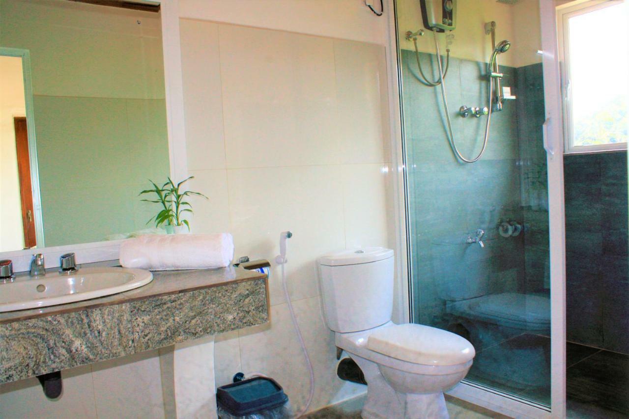 Imaaga Kandy Residence Luaran gambar