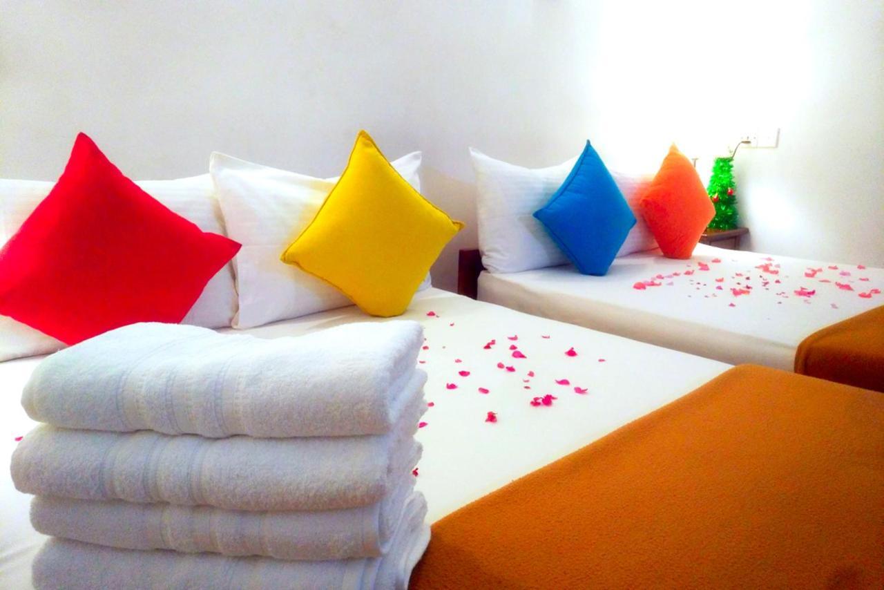Imaaga Kandy Residence Luaran gambar
