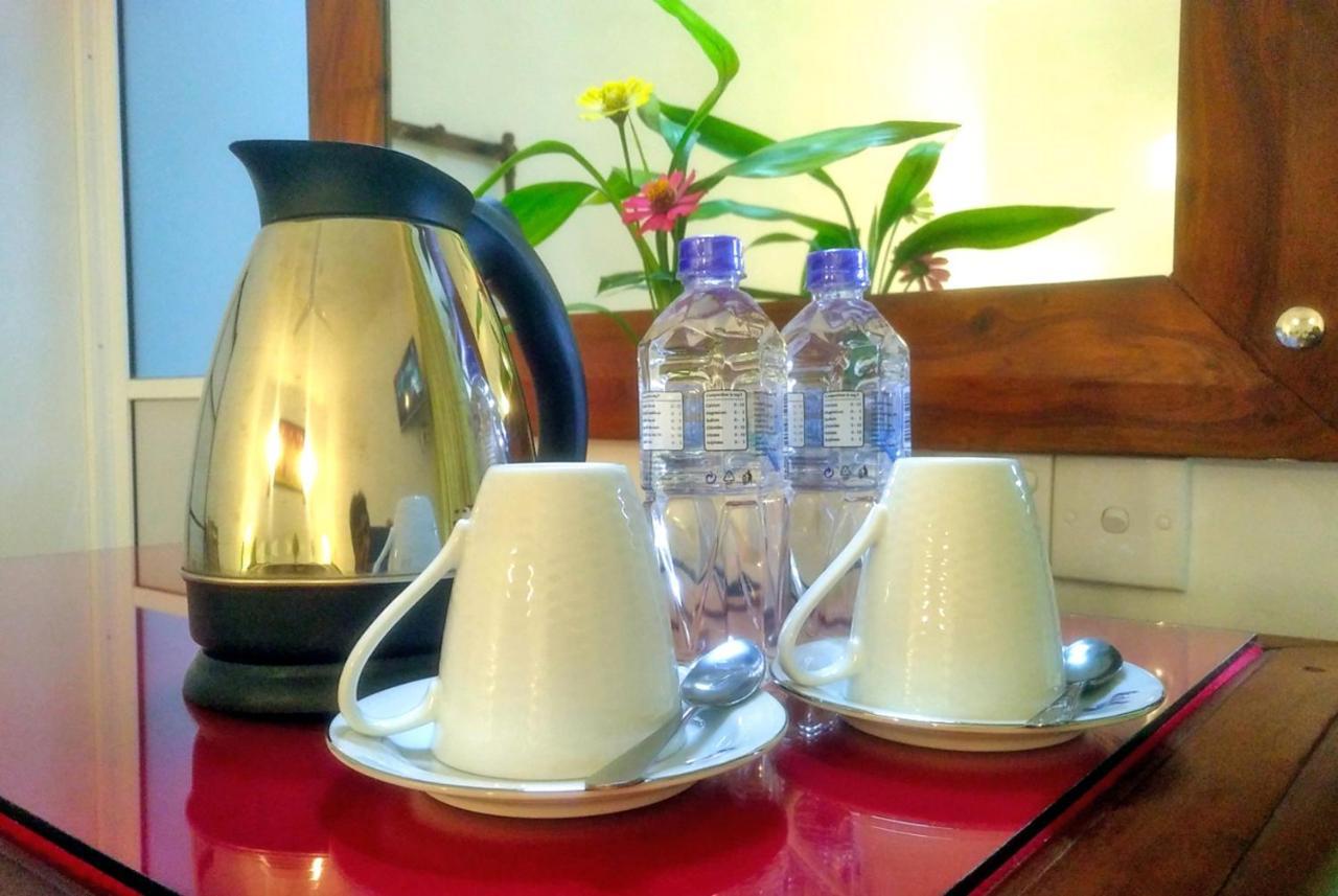 Imaaga Kandy Residence Luaran gambar